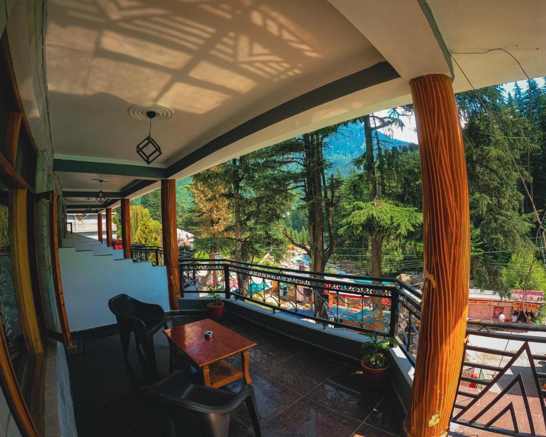 Bed and Breakfast The Brooks, Manali Экстерьер фото
