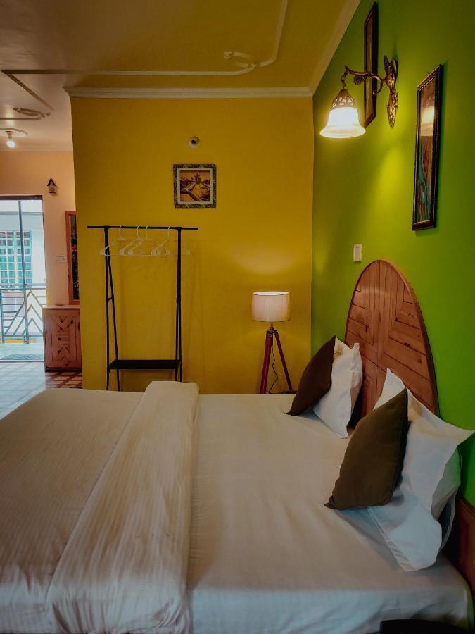 Bed and Breakfast The Brooks, Manali Экстерьер фото